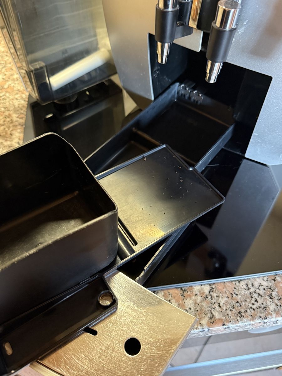 Jura Machines à café & Machines à expresso: Jura Impressa J5 – D'occasion à Niederbuchsiten par Landin 7