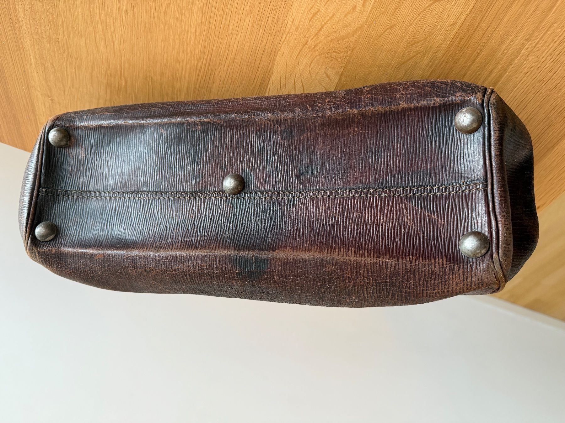 Borse: Vintage Ledertasche / Arzttasche – Usato da Basel venduto da Rouge. 2