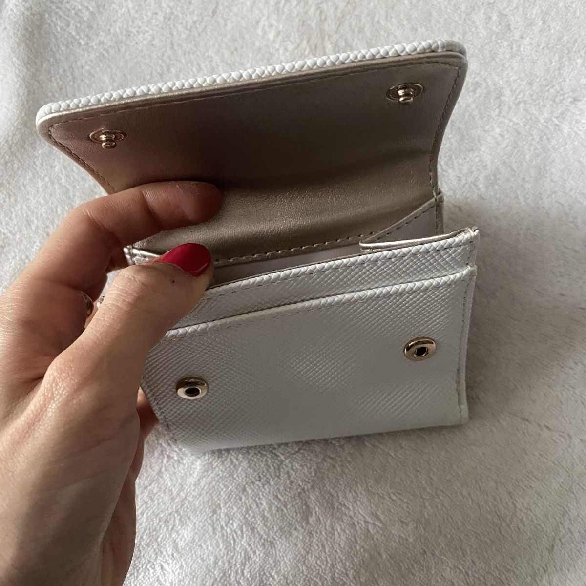 Guess Portamonete: Guess Porte Monnaie NEU – Nuovo e nell'imballaggio originale da Givisiez venduto da dor_xb9k 3