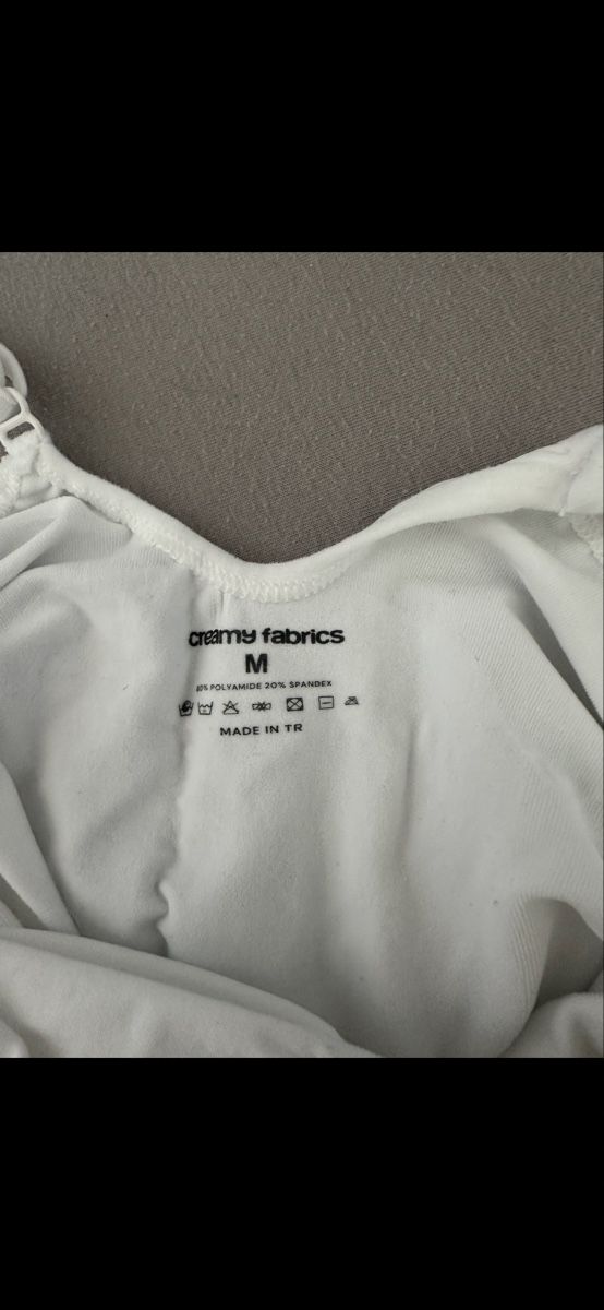 Sonstige Unterwäsche: Creamy Fabrics Body – Neu (gemäss Beschreibung) aus Fahrwangen von jas_j6yg