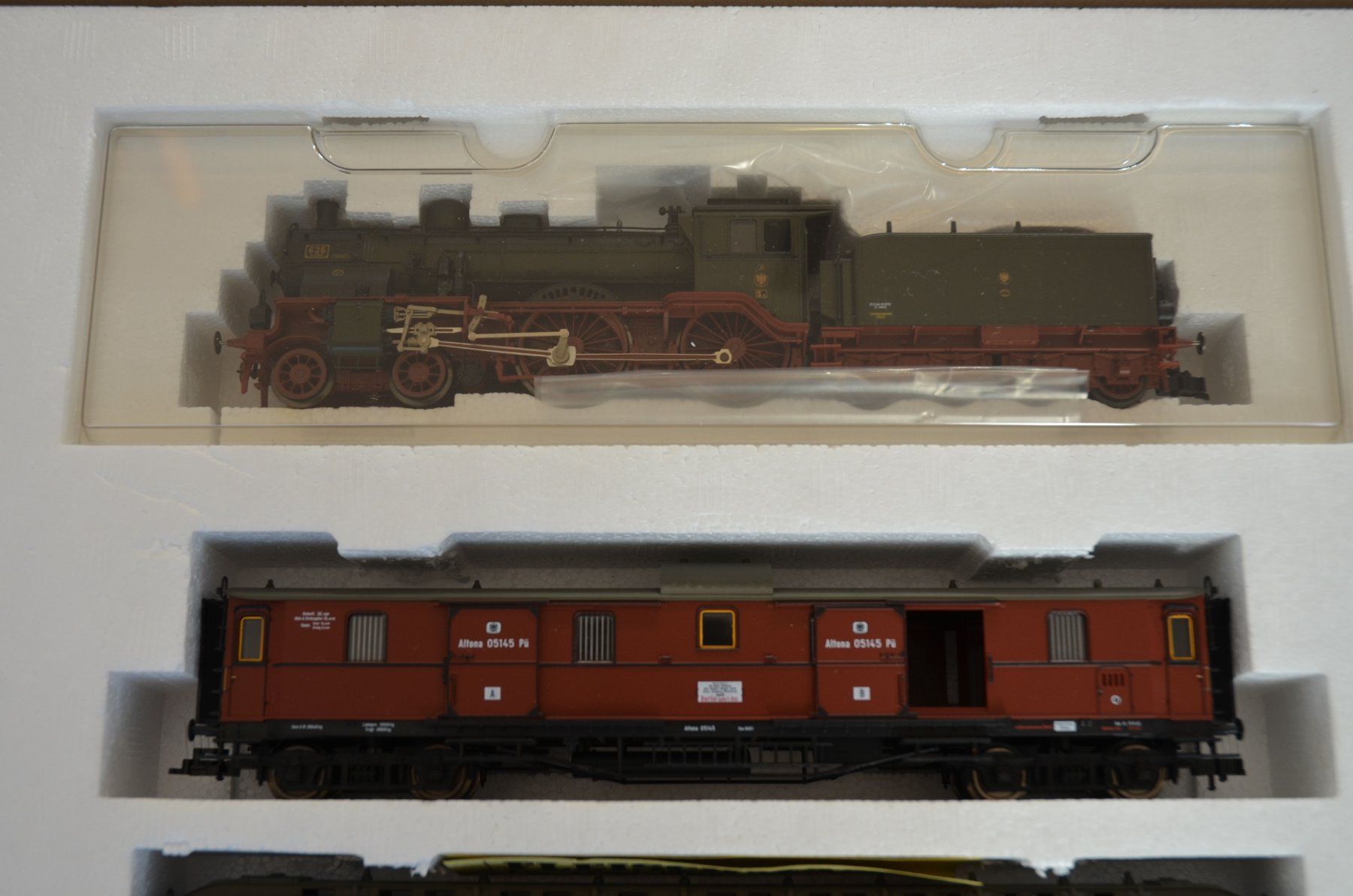 Fleischmann Modellini di ferrovie: Fleischmann Set 4898 - Preussischer Schnellzug – Usato da Cavardiras venduto da WaschBaer56 2