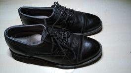 Herrenschuhe Grösse 42