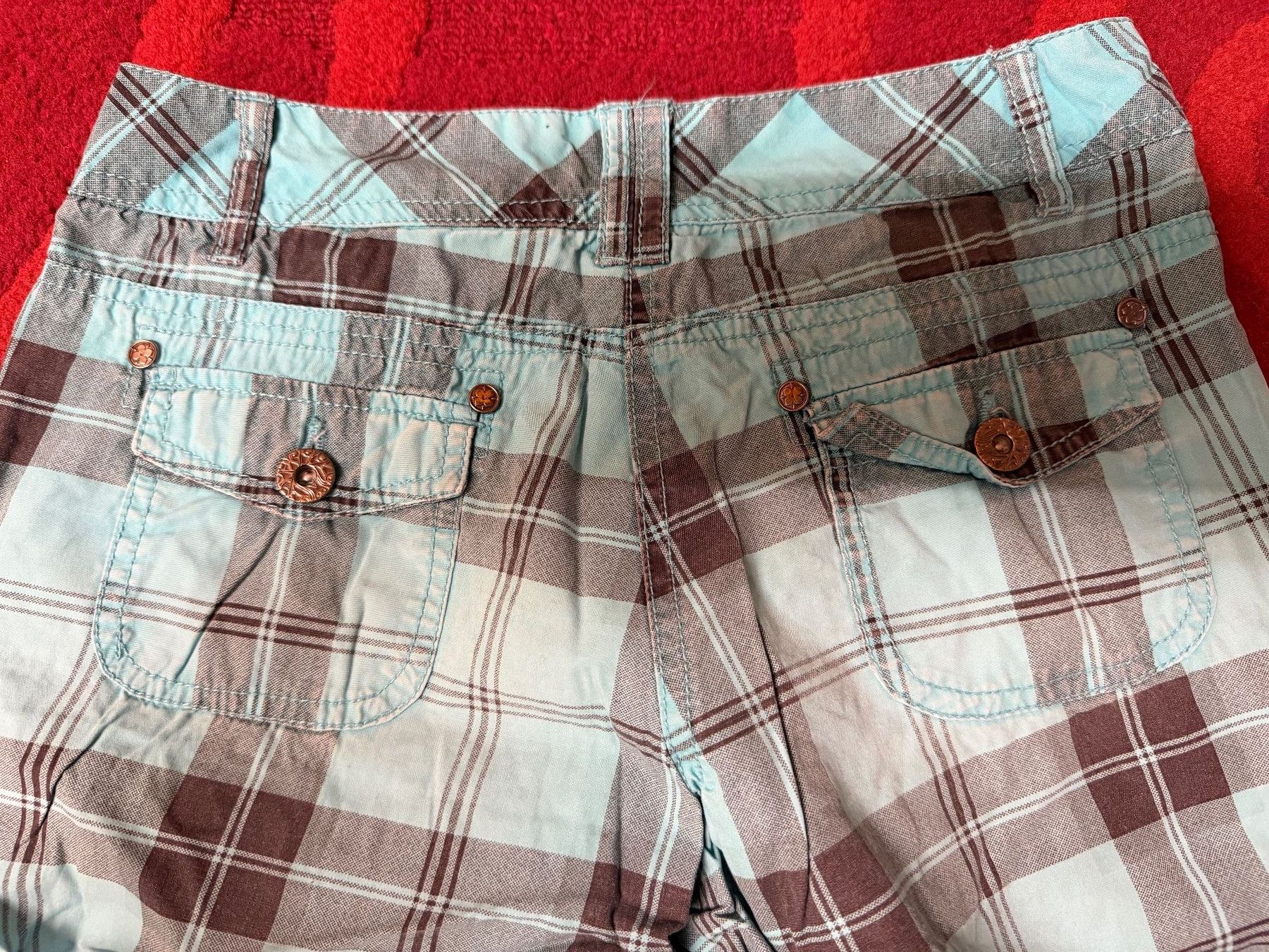 C&A Pantaloni: Kurze Hosen – Usato da Eschenbach LU venduto da jjasmiin 2