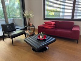 Natuzzi Italia Borghese 2-Sitzer Sofa in Burgunderrot
