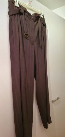 Damen Hose für ins Büro von der Boutique neuwertig