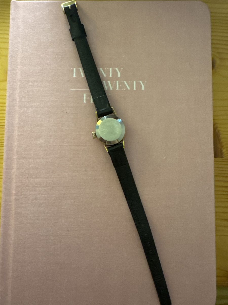 Tissot Orologi: Tissot Automatic Vintage Watch 1960s – Usato da Binningen venduto da Sophiescloset 1