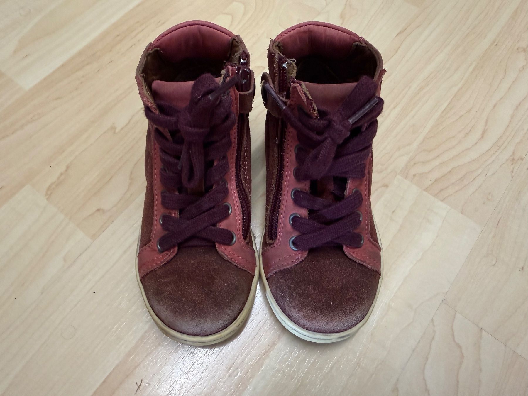 Bisgaard Scarpe da donna: Bisgaard Sneakers Kinderschuhe aus Leder  Gr.24 – Usato da Siebnen venduto da dte_9kmw 1