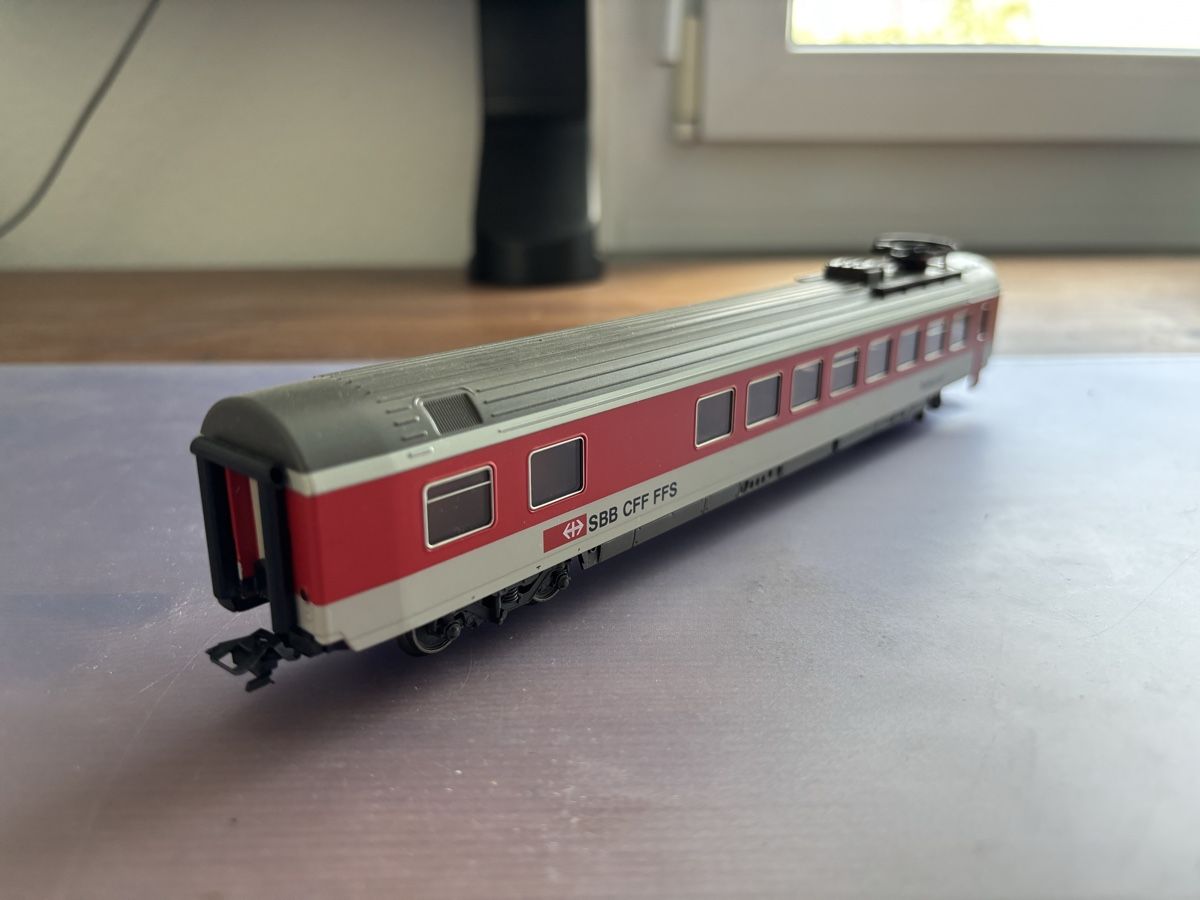 Märklin Modellini di ferrovie: Märklin SBB Speisewagen – Usato da Kehrsatz venduto da Diwad 5