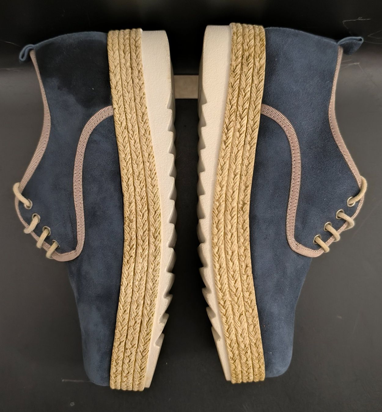 Scarpe da donna: Espadrilles-Sneaker Aliwell - Wildleder. Größe: 37 – Usato da Pully venduto da shulgin788 1