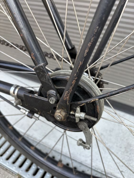 Schweizer Armee Biciclette: Armeerad, Militärvelo, Original Jg 1985, mit Gepäckträger – Usato da Rothrist venduto da Dluna1 4