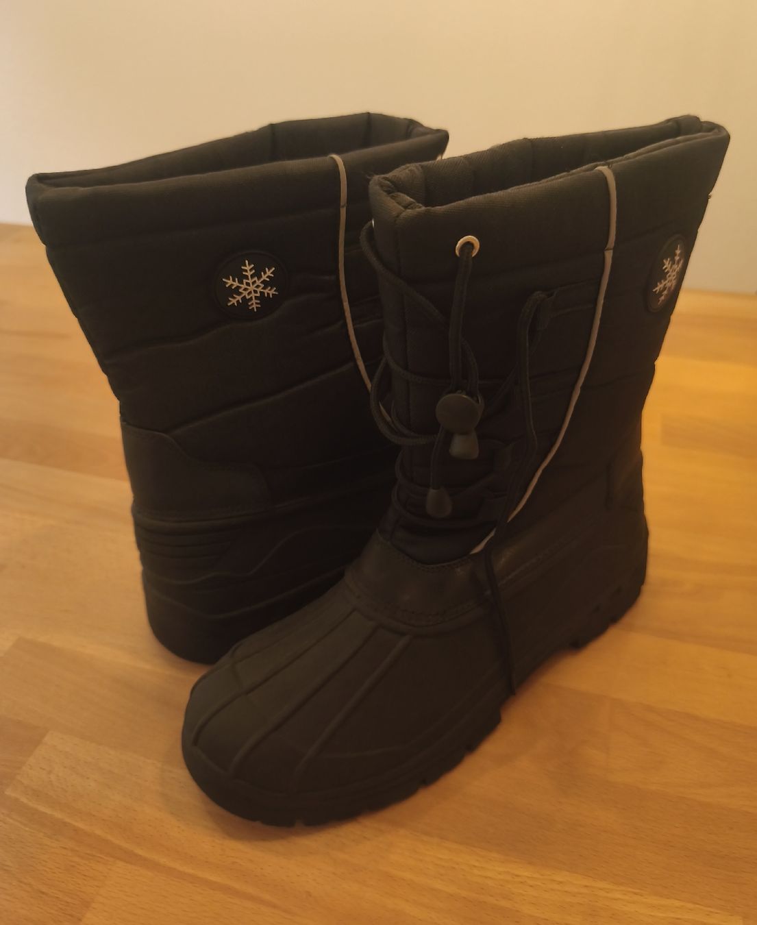 Scarpe da uomo: Atrium Thermo Stiefel / Winter Gr.41 – Nuovo e nell'imballaggio originale da Bühler venduto da DealHaus_Ostschweiz
