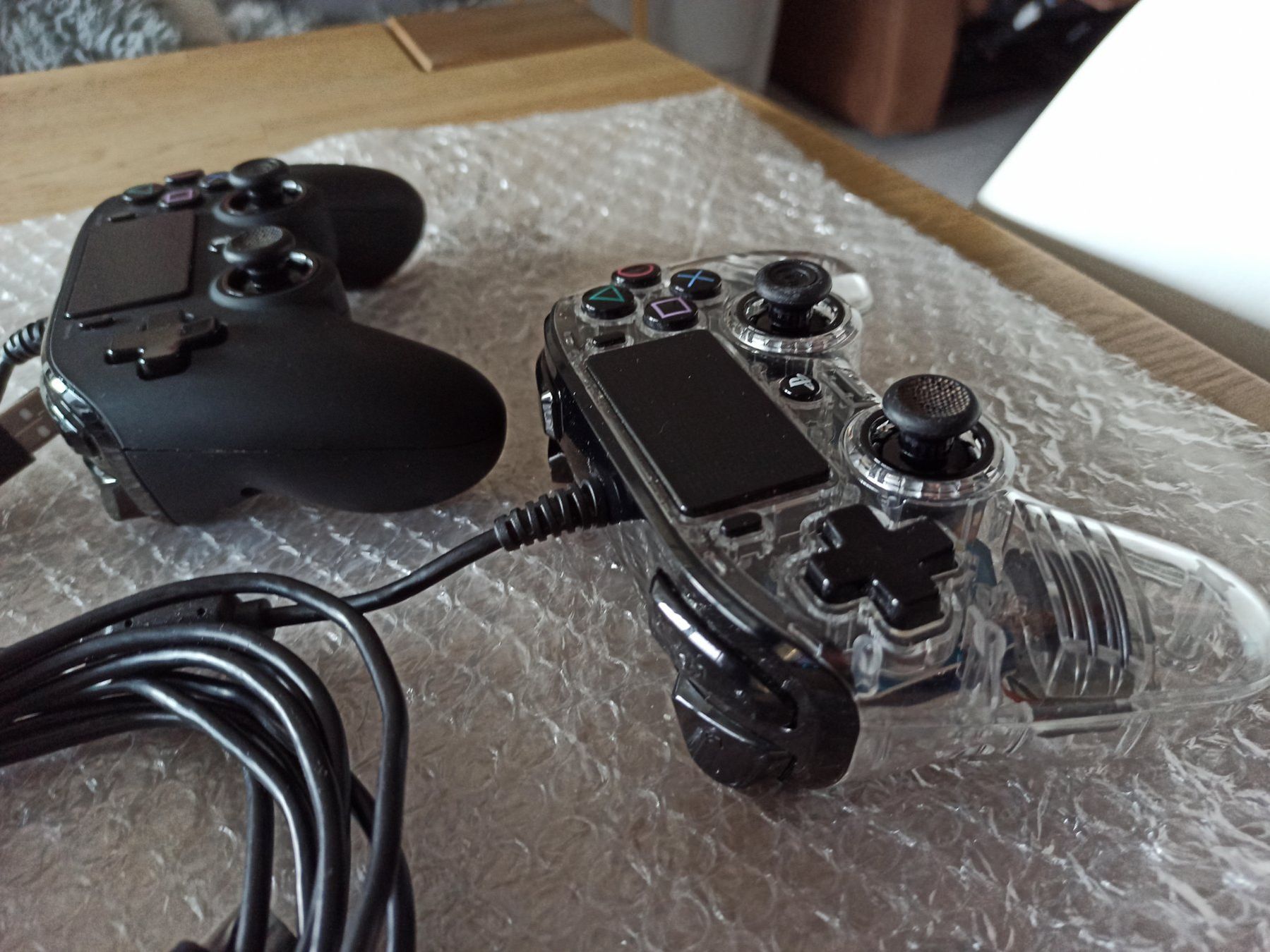 Controller: 2 x Nacon Controller / PS4 – Usato da Oberweningen venduto da mar_87mx 2