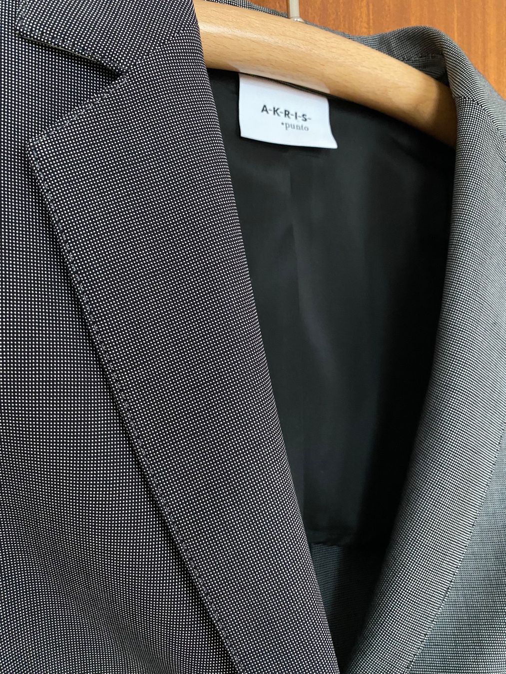 Akris Jacken: Akris Punto Blazer Gr.40 – Gebraucht aus Oberwil BL von Leni-Mischi 5