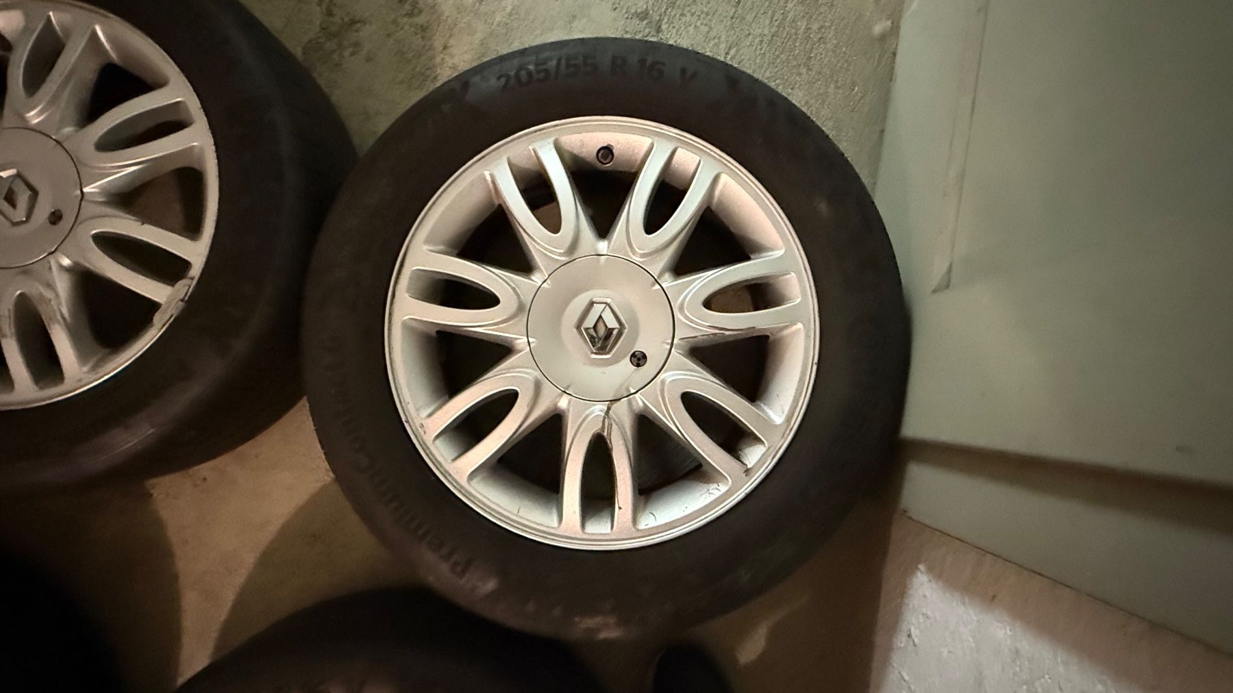 Renault Felgen: 4x original renault Laguna felgen – Gebraucht aus Glattbrugg von BlitzSale 4