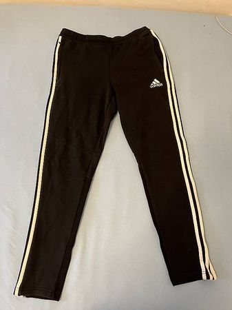 ADIDAS - Trainingshose / Pants / Sweatpants (S)