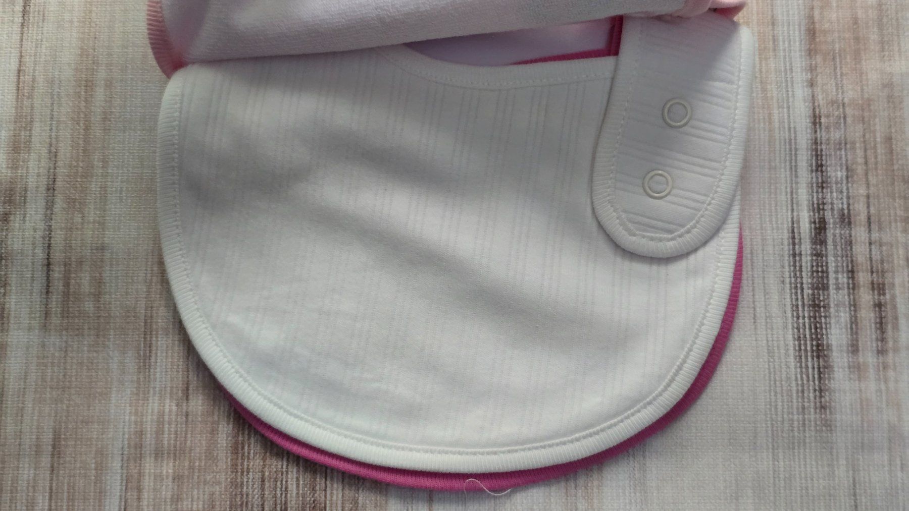 Repas pour bébés: 👣 Next 3er-Pack Baby Lätzchen – Neuf avec emballage d'origine à Thalwil par VitaMini 4