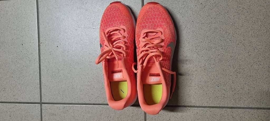 Scarpe da donna: Scarpe running Nike – Usato da Camorino venduto da Fabiopu 1