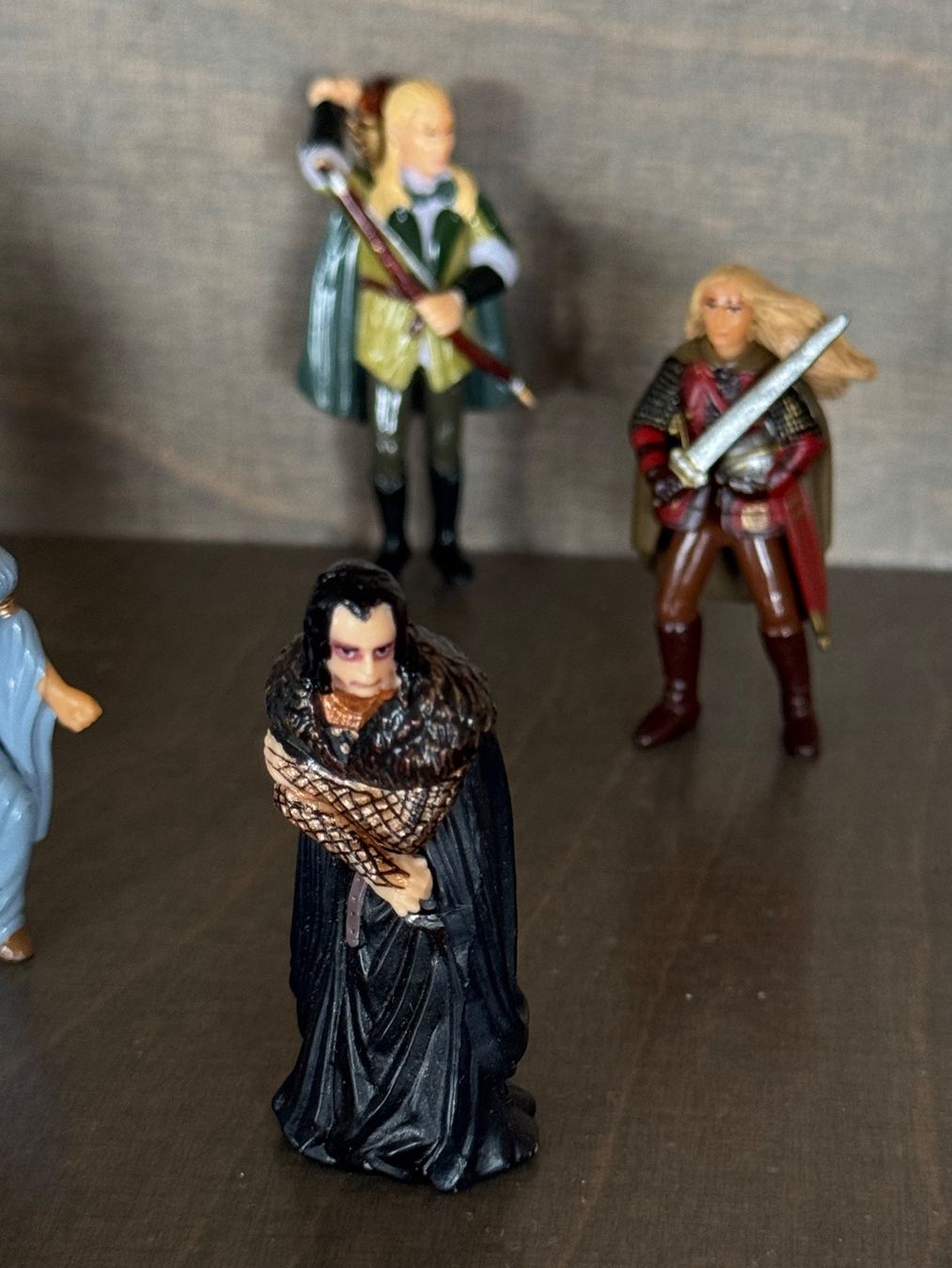 Statuette: 14 Herr der Ringe-Figuren – Usato da Zürich venduto da Octopus-275 3