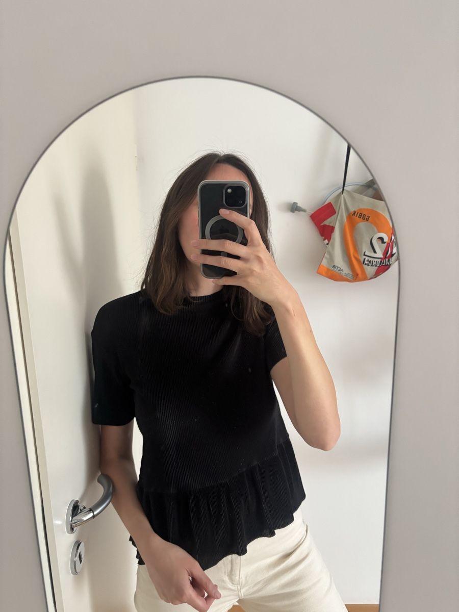 Pull&Bear Top: Pull&Bear Black Glittery Top - Size XS - Cute Summer Top! – Nuovo (secondo la descrizione) da Genève venduto da Bella_909
