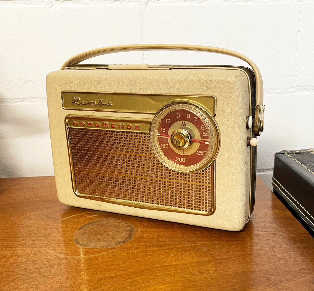 Nordmende Radio: Kofferradio NORDMENDE RUMBA – Usato da Frenkendorf venduto da Yard-Sale-2000 2