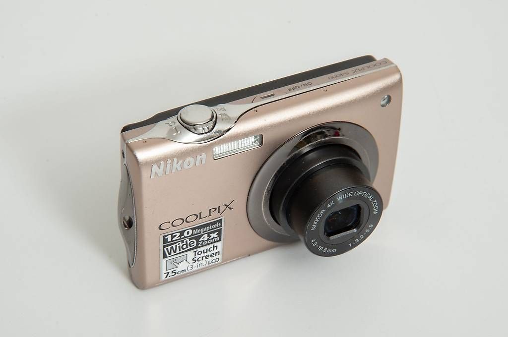 Nikon Appareil photo: Nikon Coolpix S4000 – D'occasion à Lausanne par Phlox02 1