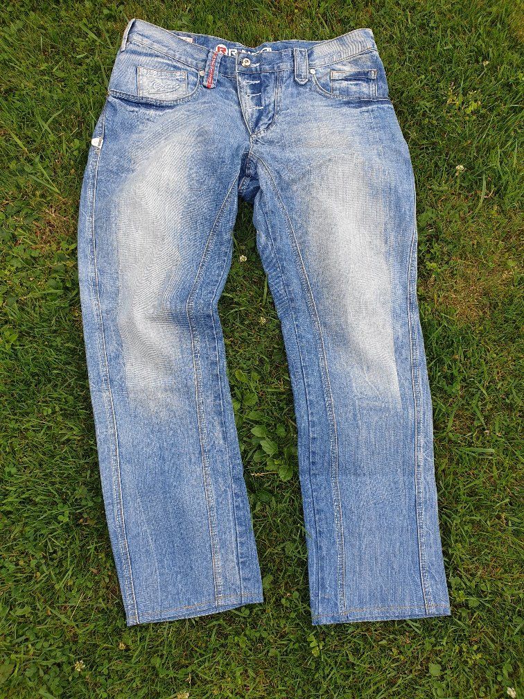 Jeans: Jeans RNEAL W36 L32 – Gebraucht aus St. Gallen von Rene123
