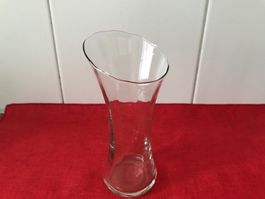 Glasi Hergiswil.     Kleine Blumenvase