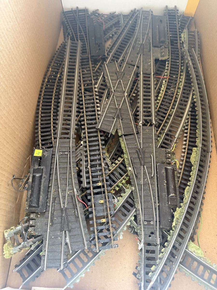 Giocattoli: Rails train jouets lot divers état d'usage variable – Usato da Tolochenaz venduto da adr_dj58 1