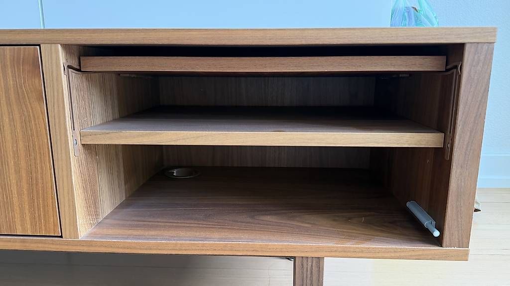 Ikea Mobili TV: Tv Möbel ohne Schäden – Usato da Bern venduto da FeuerfischBern 2