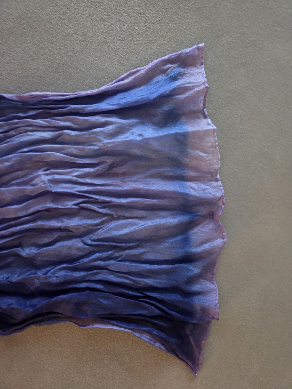 Foulard & Sciarpe: Blau-violett-lila Schal oder Halstuch – Nuovo (secondo la descrizione) da Rickenbach-Sulz venduto da Bacardibabe 1