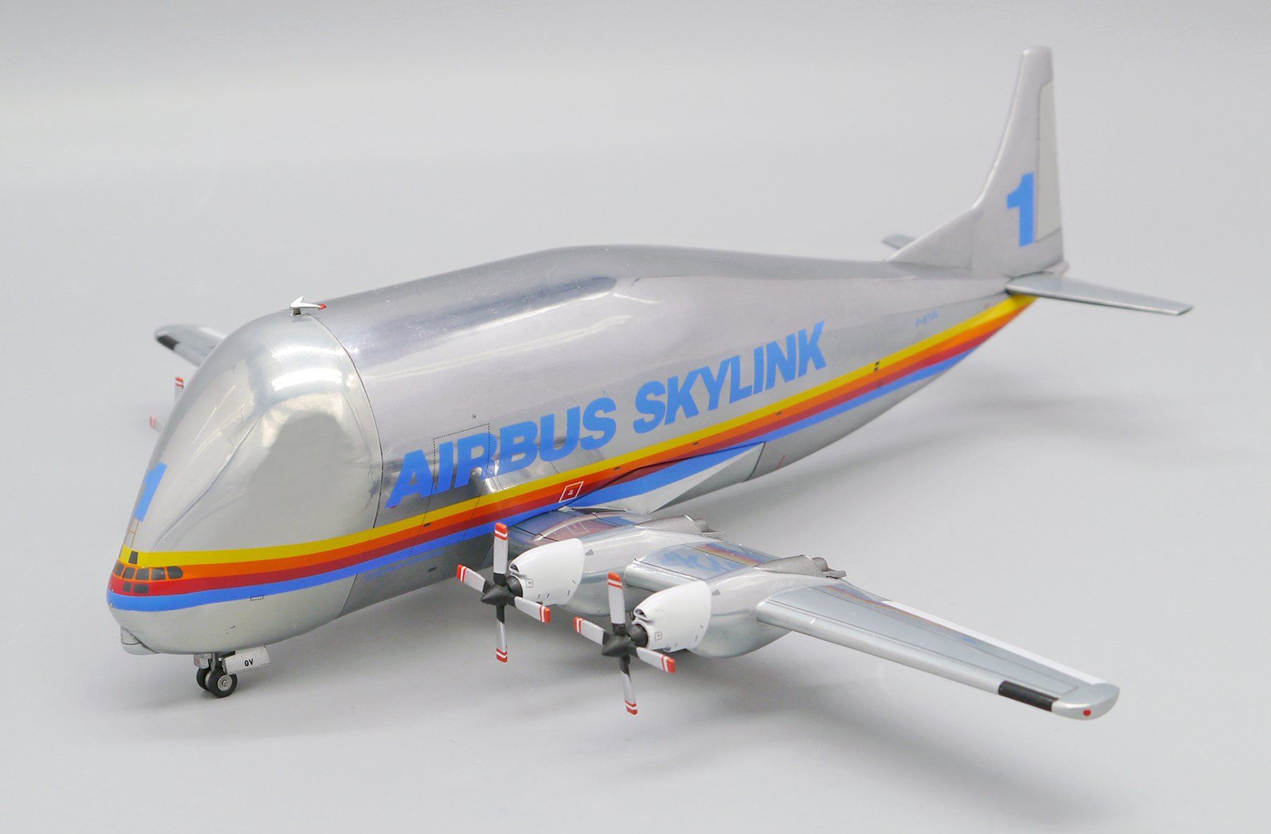 Modellbausätze & Standmodelle: Aero Spacelines SUPER GUPPY 377SGT – Neu und originalverpackt aus Morges von iljamuromez 3