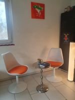 Vintage meubles designer chaises tulipe et une table Lambert
