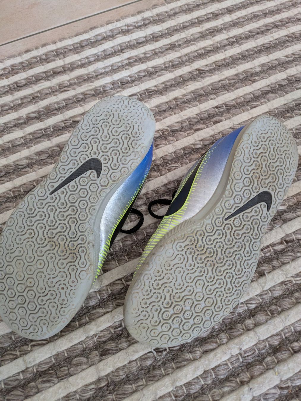 Herrenschuhe: Nike Mercurial Neymar Grösse 38 – Gebraucht aus Oberhasli von mina201 2