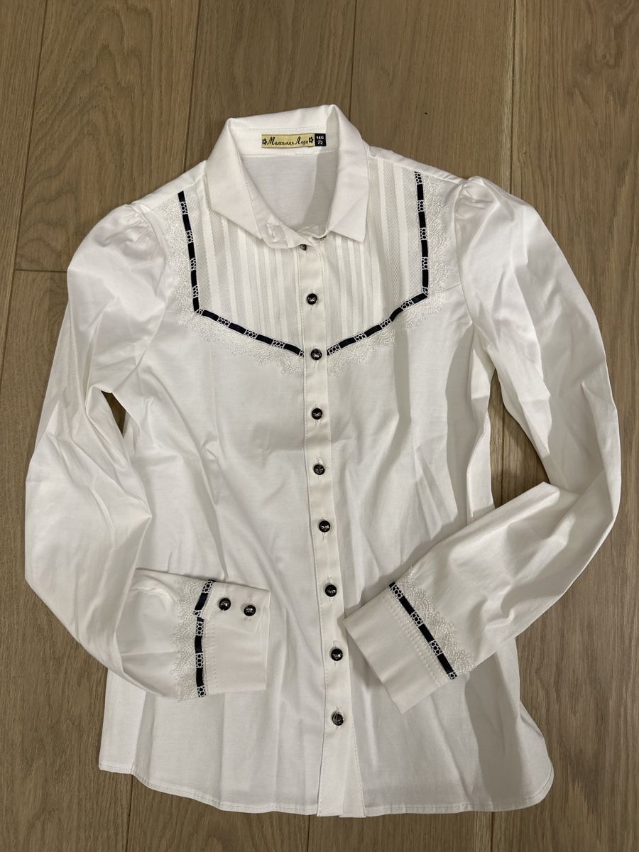 Camicette, T-shirt & Top: Chemise blanche 146 – Usato da Troinex venduto da mar_5w5y