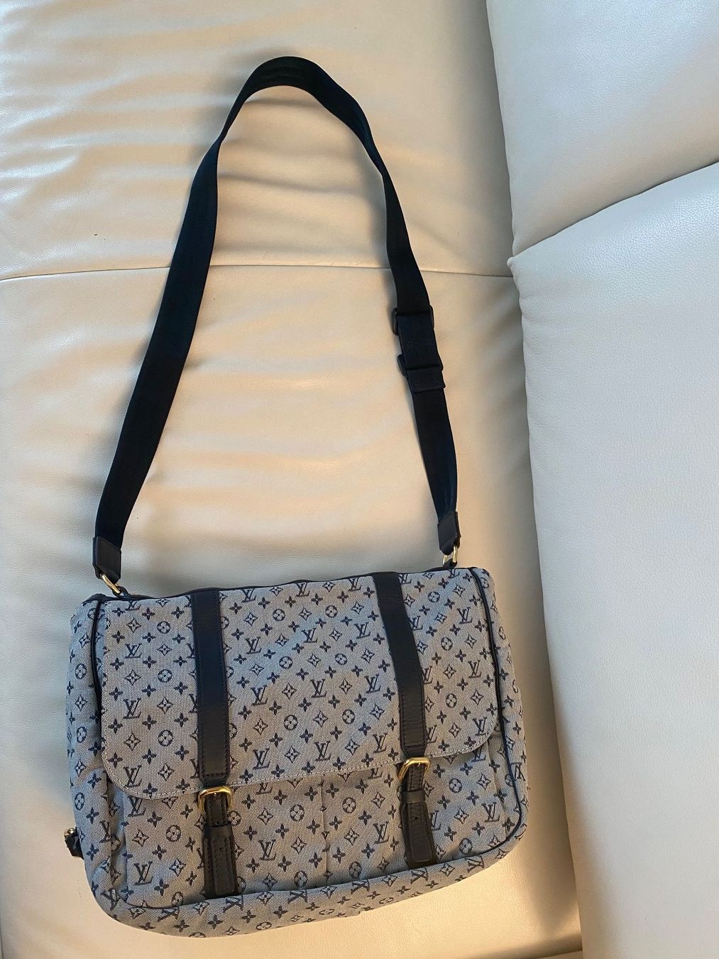 Louis Vuitton Borse: LOUIS VUITTON - Maman Diaper Bag Navy Mini Lin – Nuovo (secondo la descrizione) da Winkel venduto da ferrari2022 1