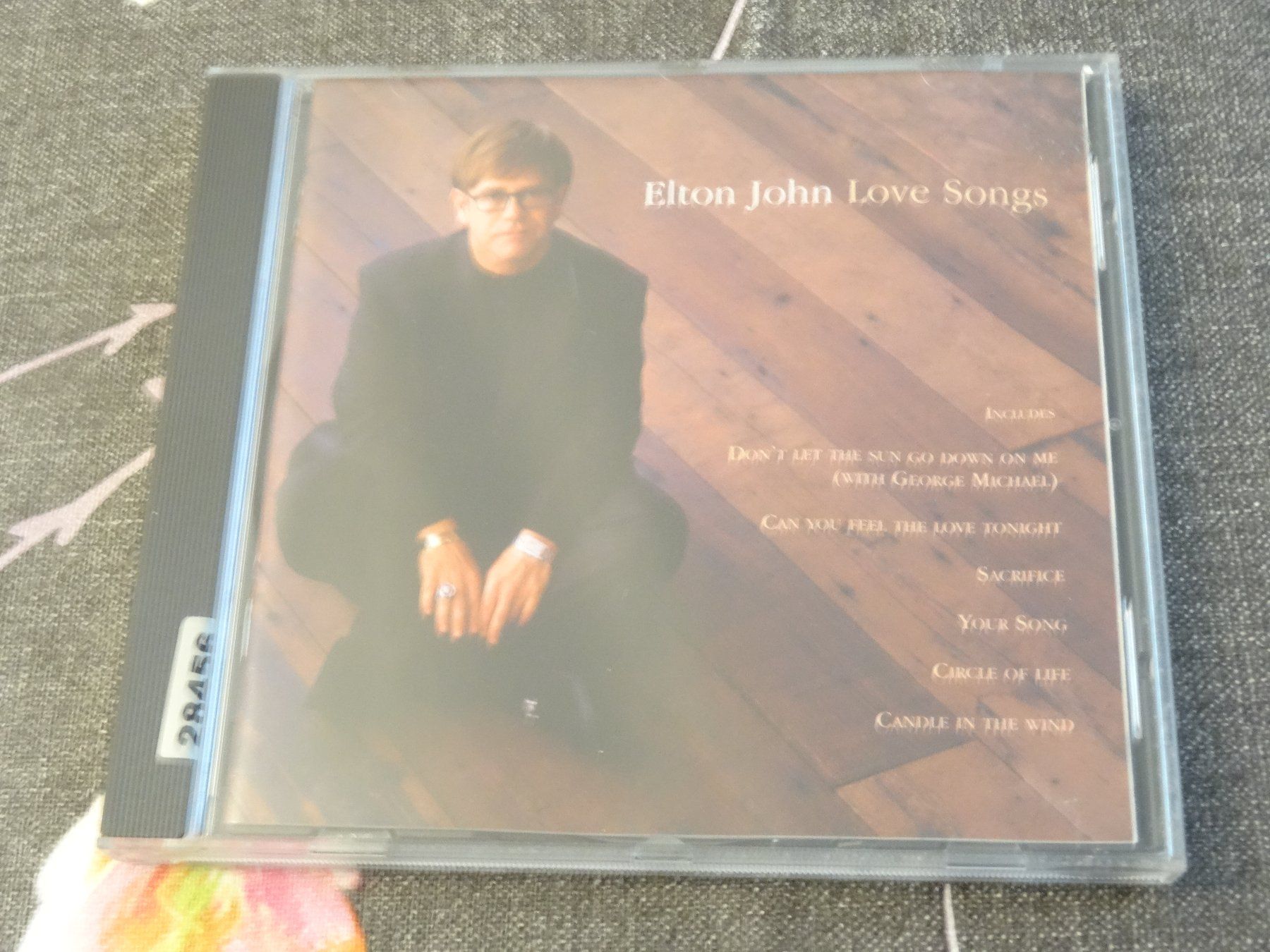 CD: Elton John - Love Songs CD – Usato da Olten venduto da Disc-Ausverkauf