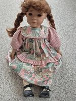 Puppe mit sehr hübschem Gesicht