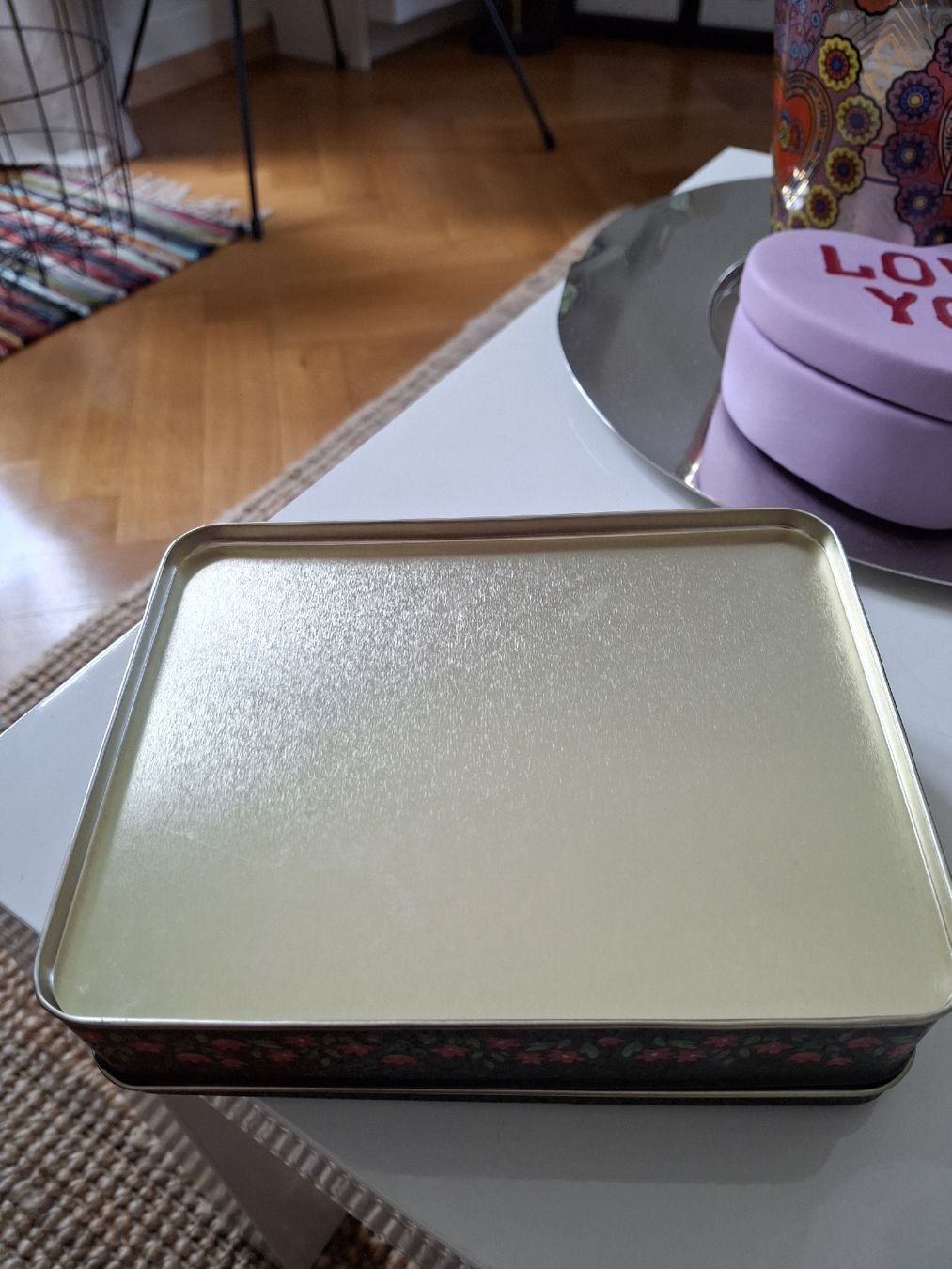 Behälter & Ähnliches: Boîte à biscuit 17x13cm – Gebraucht aus Lausanne von Cognitia 2