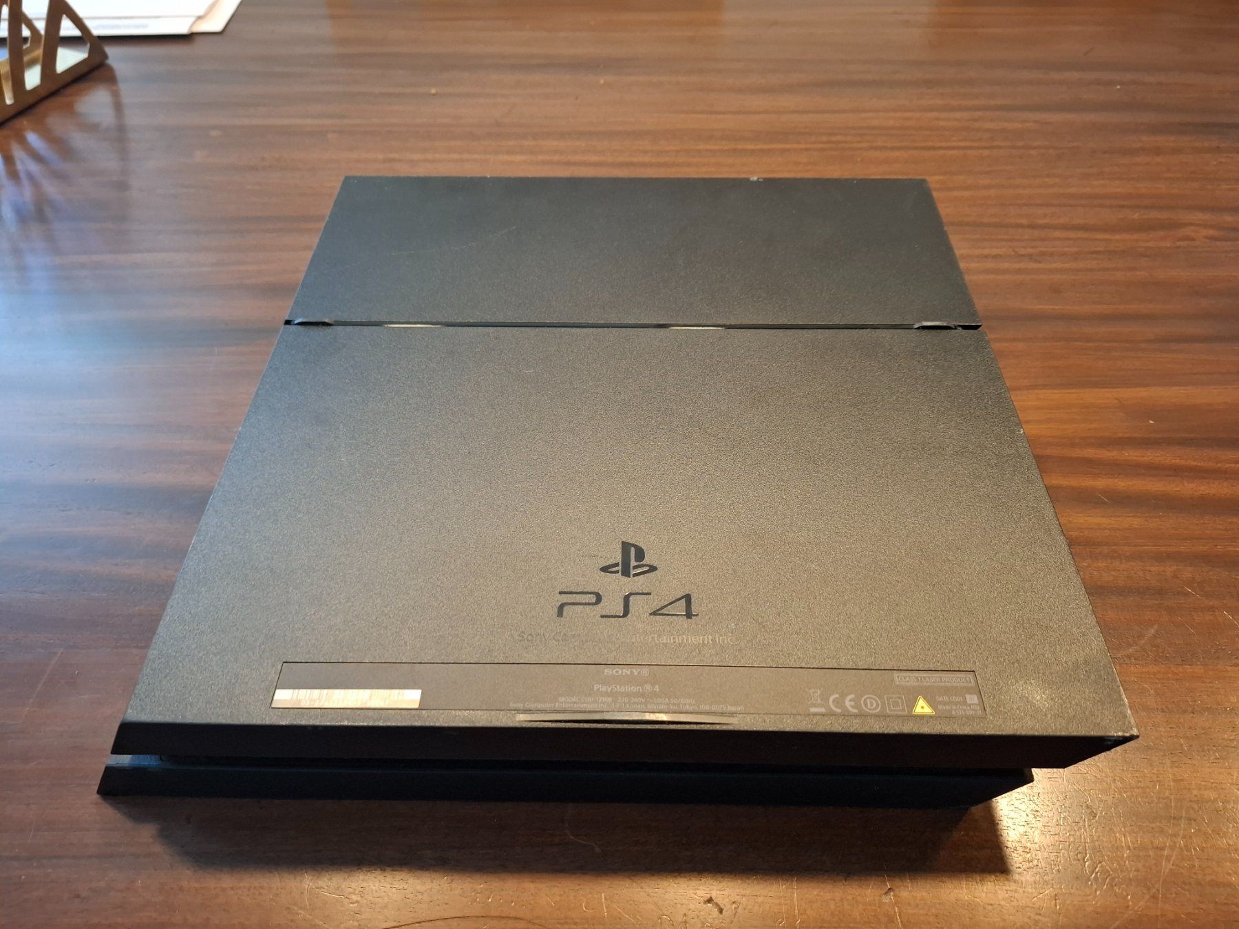 Sony Konsolen: PS 4 nur Konsole – Gebraucht aus Gipf-Oberfrick von Konsolen_Colin 2