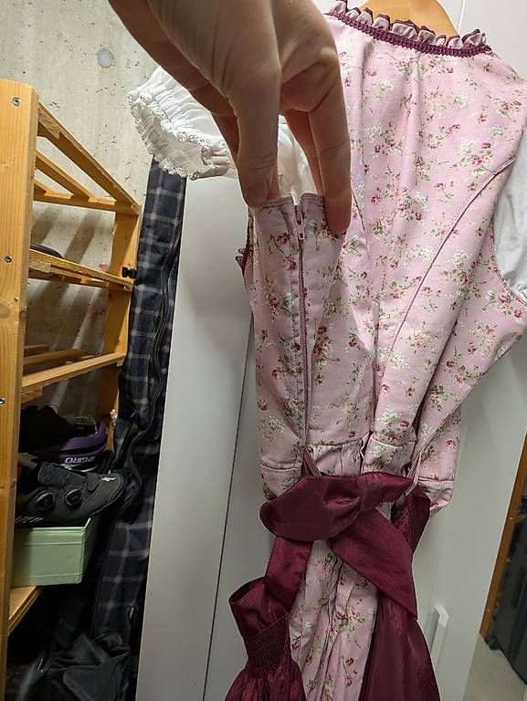 Vestiti: Dirndl – Usato da Oberwil BL venduto da lisagautschi 3
