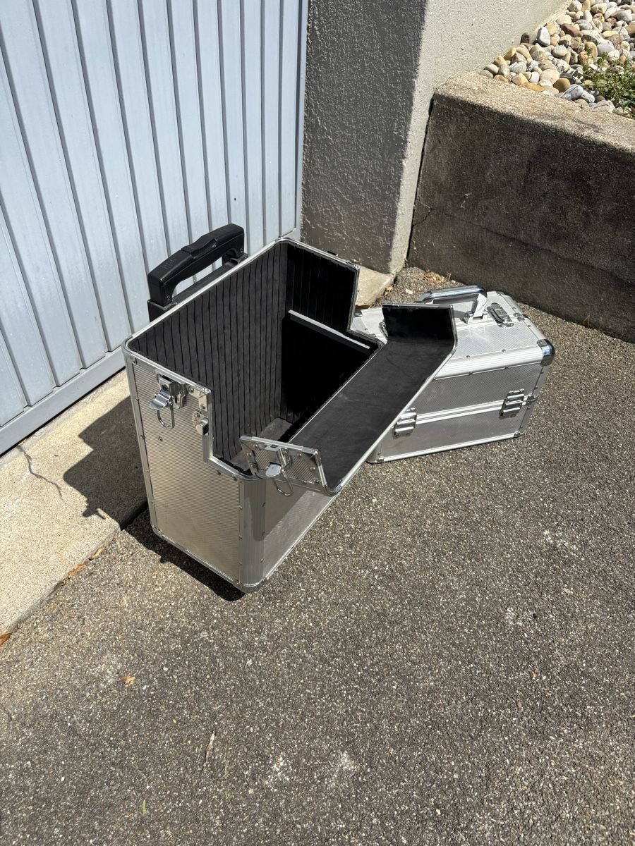 Valises de voyage: Alukoffer, Universal. Trolly.  – D'occasion à Dübendorf par mba_5yvw 5
