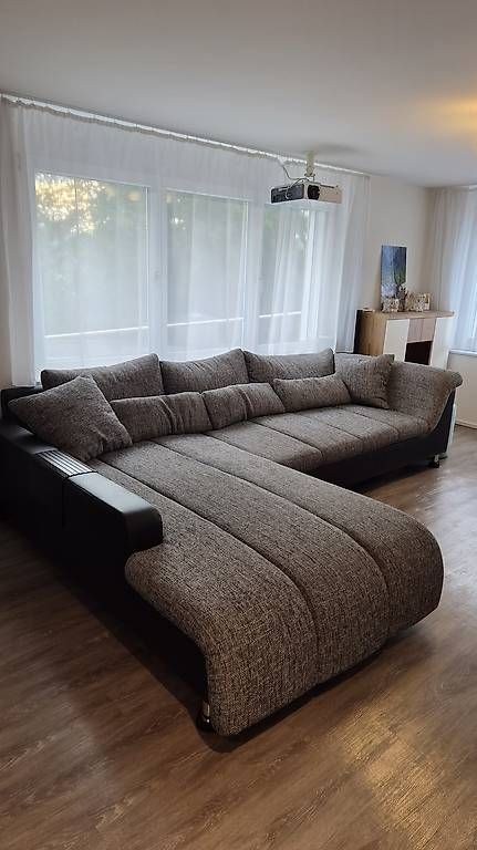 Divani: Ecksofa – Usato da Niederbüren venduto da roy_5xd8 2