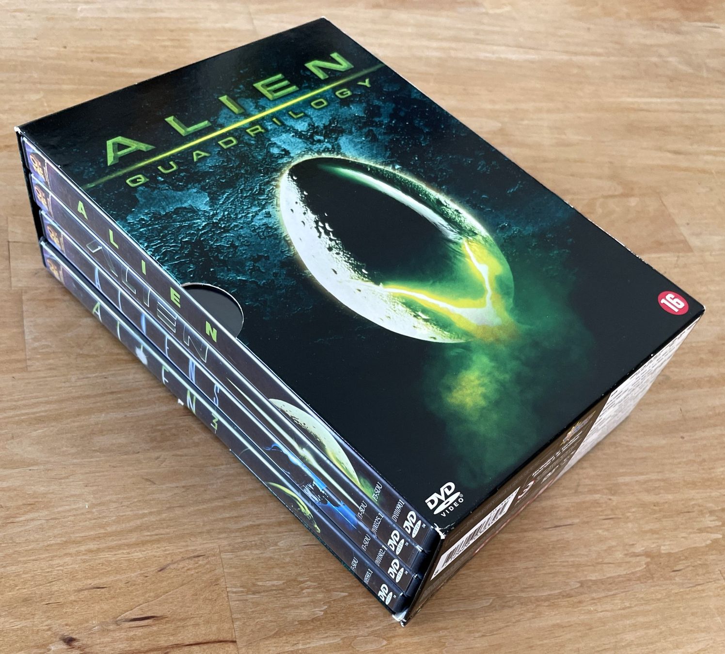 Alle DVDs: Alien - Quadrilogy - Box 4 DVD – Gebraucht aus Savagnier von Ne2065
