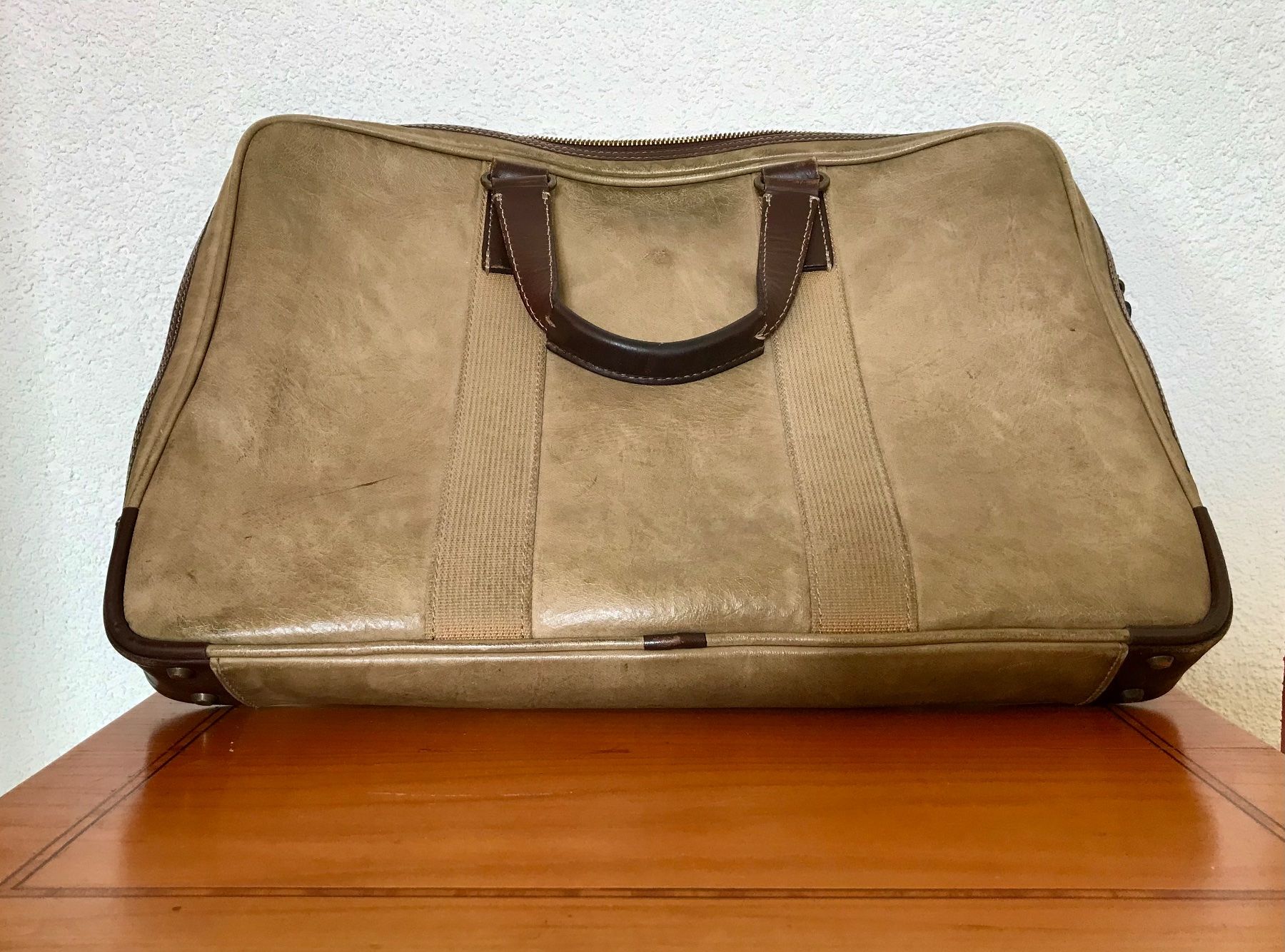 Koffer & Taschen: Vintage Ledertasche von Takeo Kikuchi – Gebraucht aus Basel von nostanz 1