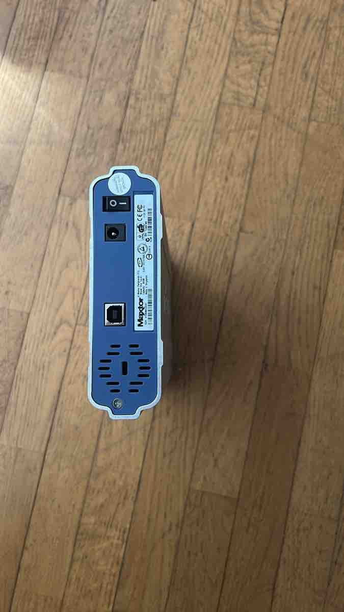 Dischi rigidi: Hard disk esterno Maxtor, condizioni buone – Usato da Caslano venduto da iguidice01 1