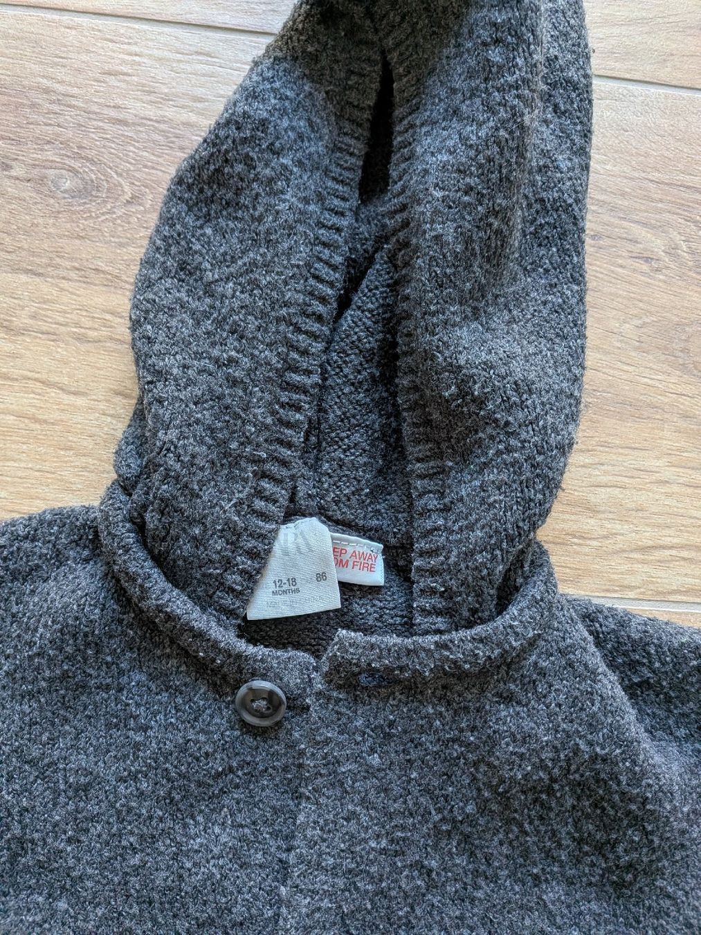 Zara Maglioni & Felpe: Coole Kapuzenjacke / Pullover Zara – Usato da Eschenbach SG venduto da SanFranciscoCalifornia 1