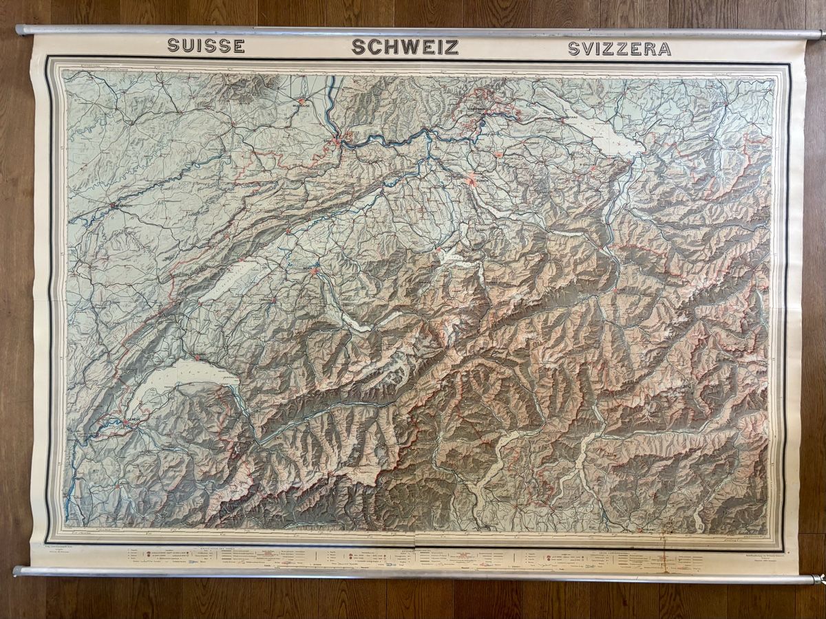 Autres fournitures scolaires: Carte de la Suisse Vintage – D'occasion à Bottens par ickma