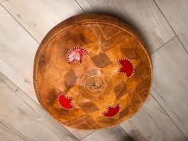 Hocker aus Arabien gebraucht, aber gut erhalten, ca 30 Jahre
