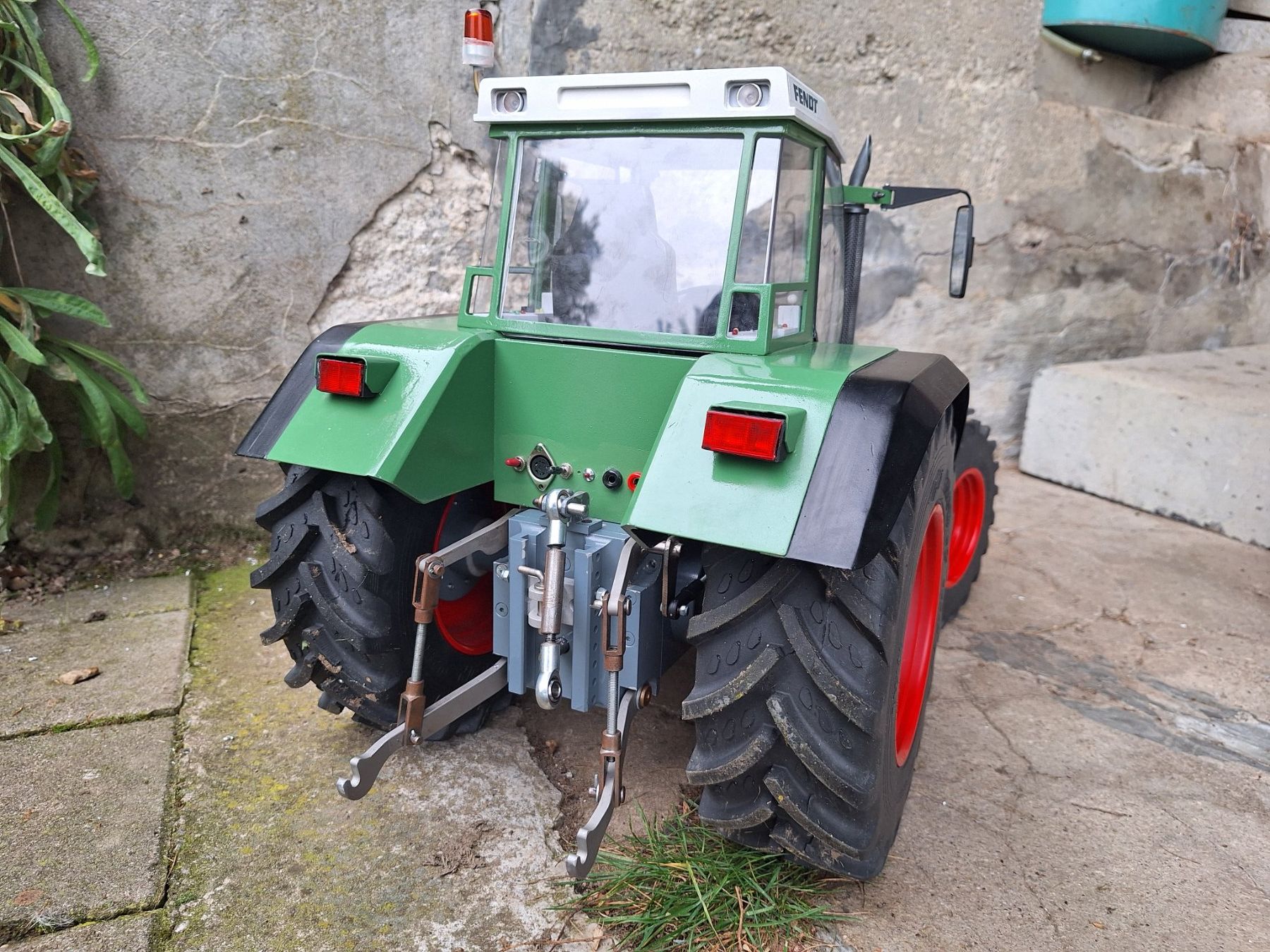 Modellismo RC: Rc Fendt 926 in 1:8 – Usato da Huttwil venduto da hab_wdp7 1