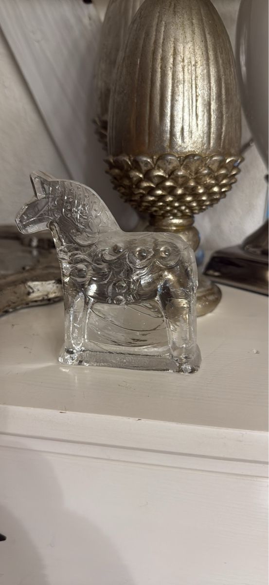 Tutte le decorazioni: Dalapferd Glas alt – Usato da Schaffhausen venduto da Ibag